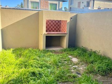Venta Duplex A 3 Amb General Rodriguez con Jardin