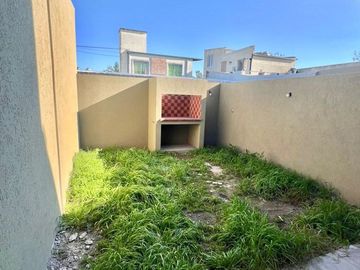 Venta Duplex A 3 Amb General Rodriguez con Jardin