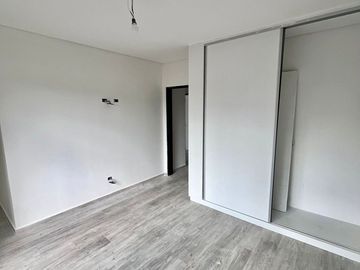Venta Duplex A 3 Amb General Rodriguez con Jardin