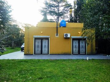 VENTA CASAQUINTA 3 AMBIENTES GRAL RODRIGUEZ PILETA