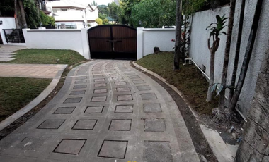 4 Bedrooms For Lease in Ayala Alabang, Muntinlupa City