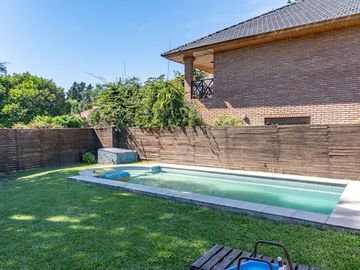 CASA 3 AMB CON QUINCHO Y PILETA-MASCHW  CTRY.CLUB