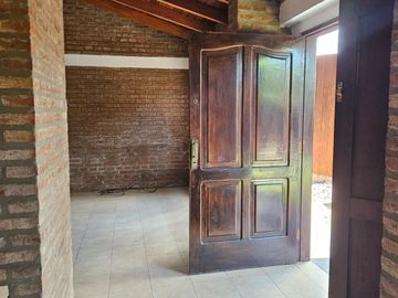 Talar , Mendiolaza Casa en venta de 3 dormitorios c/ cochera , calle La Alameda