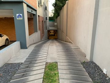 VENTA DEPTO 4 AMB ITUZAINGO NORTE COCHERA PISO 7