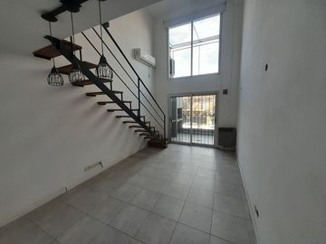 2 AMBIENTES TIPO LOFT COCHERA 2 BAÑOS APTO CRED