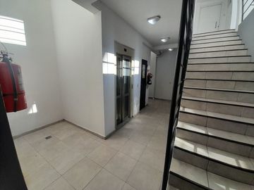2 AMBIENTES TIPO LOFT COCHERA 2 BAÑOS APTO CRED