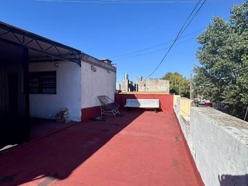 VENTA CASA Y LOCAL RAMOS MEJIA APTO CREDITO TERRAZ