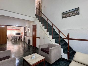 VENTA CASA Y LOCAL RAMOS MEJIA APTO CREDITO TERRAZ