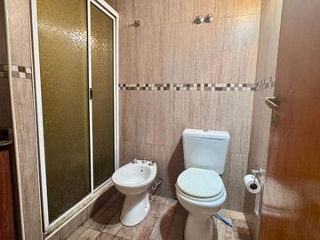 VENTA CASA Y LOCAL RAMOS MEJIA APTO CREDITO TERRAZ