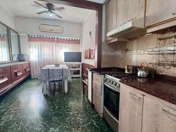 VENTA CASA Y LOCAL RAMOS MEJIA APTO CREDITO TERRAZ