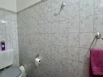 VENTA CASA Y LOCAL RAMOS MEJIA APTO CREDITO TERRAZ