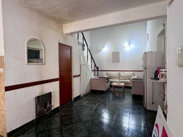 VENTA CASA Y LOCAL RAMOS MEJIA APTO CREDITO TERRAZ