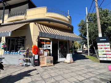 VENTA CASA Y LOCAL RAMOS MEJIA APTO CREDITO TERRAZ