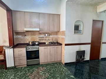VENTA CASA Y LOCAL RAMOS MEJIA APTO CREDITO TERRAZ