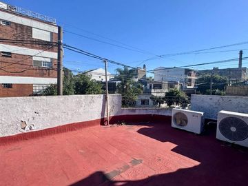 VENTA CASA Y LOCAL RAMOS MEJIA APTO CREDITO TERRAZ