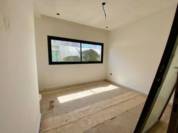 Casa en Venta 4 amb en Barrio Lagos de Canning