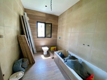 Casa en Venta 4 amb en Barrio Lagos de Canning