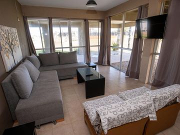 Casa en  COSTA ESMERALDA PILETA CLIMATIZADA 12 PERSONAS
