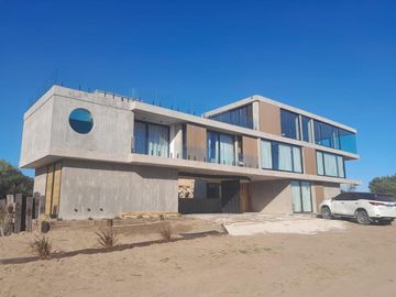 CASA BUQUE 8 DORMITORIOS Y 7 BAÑOS / PISCINA / VISTA AL MAR