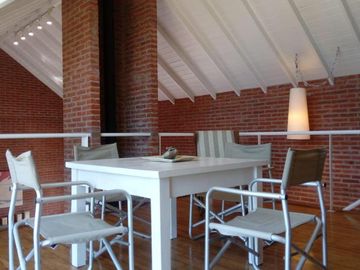 CASA 4 DOMITORIOS ,3 BAÑOS , CARILO