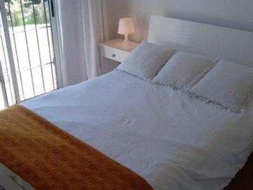 CASA 4 DOMITORIOS ,3 BAÑOS , CARILO