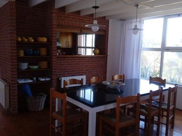 CASA 4 DOMITORIOS ,3 BAÑOS , CARILO