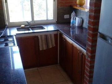 CASA 4 DOMITORIOS ,3 BAÑOS , CARILO