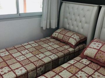 Casa De 5 Dormitorios Y 4 Baños La Herradura