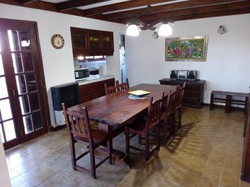 CASA DE 4 DORMITORIOS 4 BAÑOS C/ PISCINA CLIMATIZADA PINAMAR