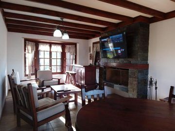 CASA DE 4 DORMITORIOS 4 BAÑOS C/ PISCINA CLIMATIZADA PINAMAR
