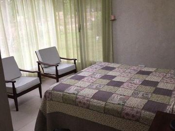 CASA 3 DOMITORIOS 2 BAÑOS PINAMAR