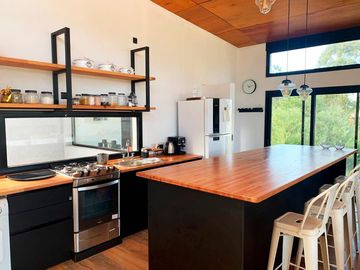 Casa de 3 Dormitorios y 2 baños en zona Deportiva
