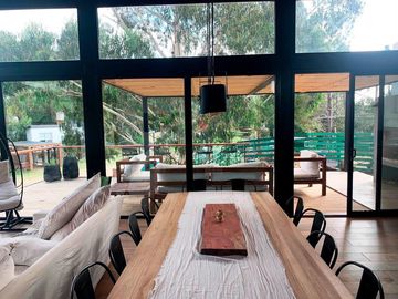 Casa de 3 Dormitorios y 2 baños en zona Deportiva