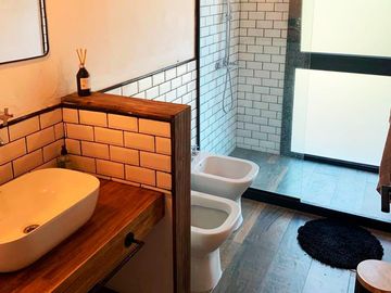 Casa de 3 Dormitorios y 2 baños en zona Deportiva