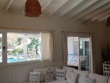 CASA 4 DOMITORIOS 2 BAÑOS COSTA ESMERALDA