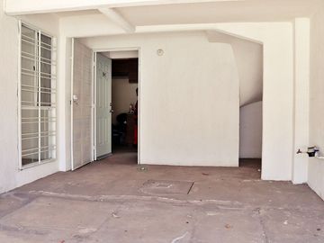Casa en Condominio en Venta, Los Heroes Chalco III, Estado de Mexico