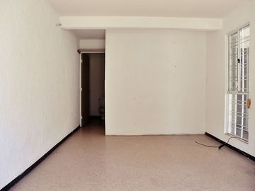 Casa en Condominio en Venta, Los Heroes Chalco III, Estado de Mexico