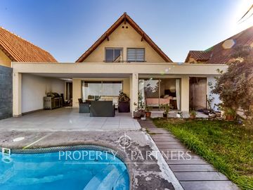 Venta de Hermosa Casa en Condominio con seguridad 24/7