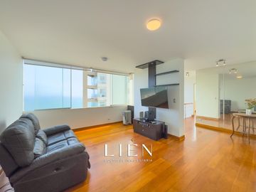 Penthouse con vista al mar para familias que buscan amplitud y comodidad