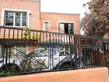 Casa Comercial  en corazon de Providencia