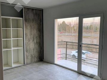 VENTA Dúplex 2 Dormitorios con Renta en Altos Alberdi I, Plottier – ¡INVERSIÓN INTELIGENTE!