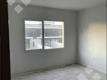 VENTA Dúplex 2 Dormitorios con Renta en Altos Alberdi I, Plottier – ¡INVERSIÓN INTELIGENTE!