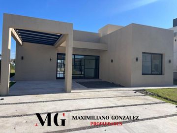 Casa venta San Felipe 5 ambientes