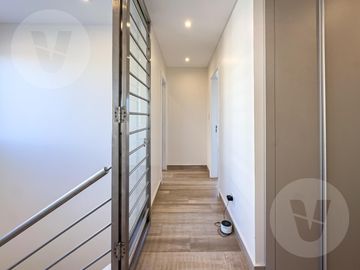 Casa en venta - Barrio Don Joaquin, Canning