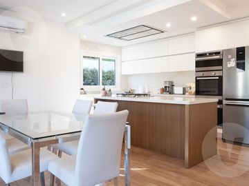Casa en venta - Barrio Don Joaquin, Canning