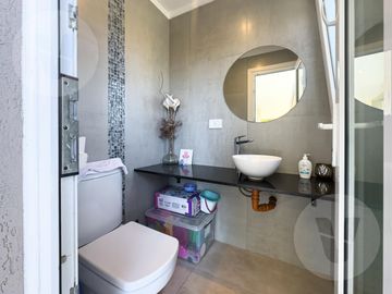Casa en venta - Barrio Don Joaquin, Canning