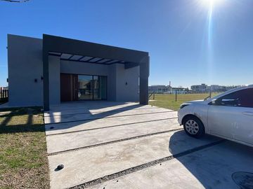Casa venta San Felipe 5 ambientes
