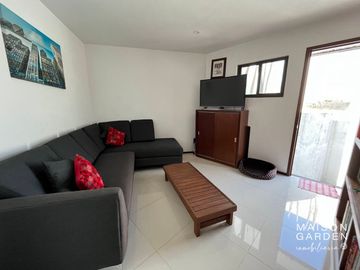 Casa en Venta en Aqua 1, construida en el terreno más grande del fraccionamiento