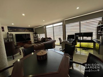 Casa en Venta en Aqua 1, construida en el terreno más grande del fraccionamiento