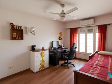 Casa en venta Ituzaingó 5 ambientes con quincho Apta crédito